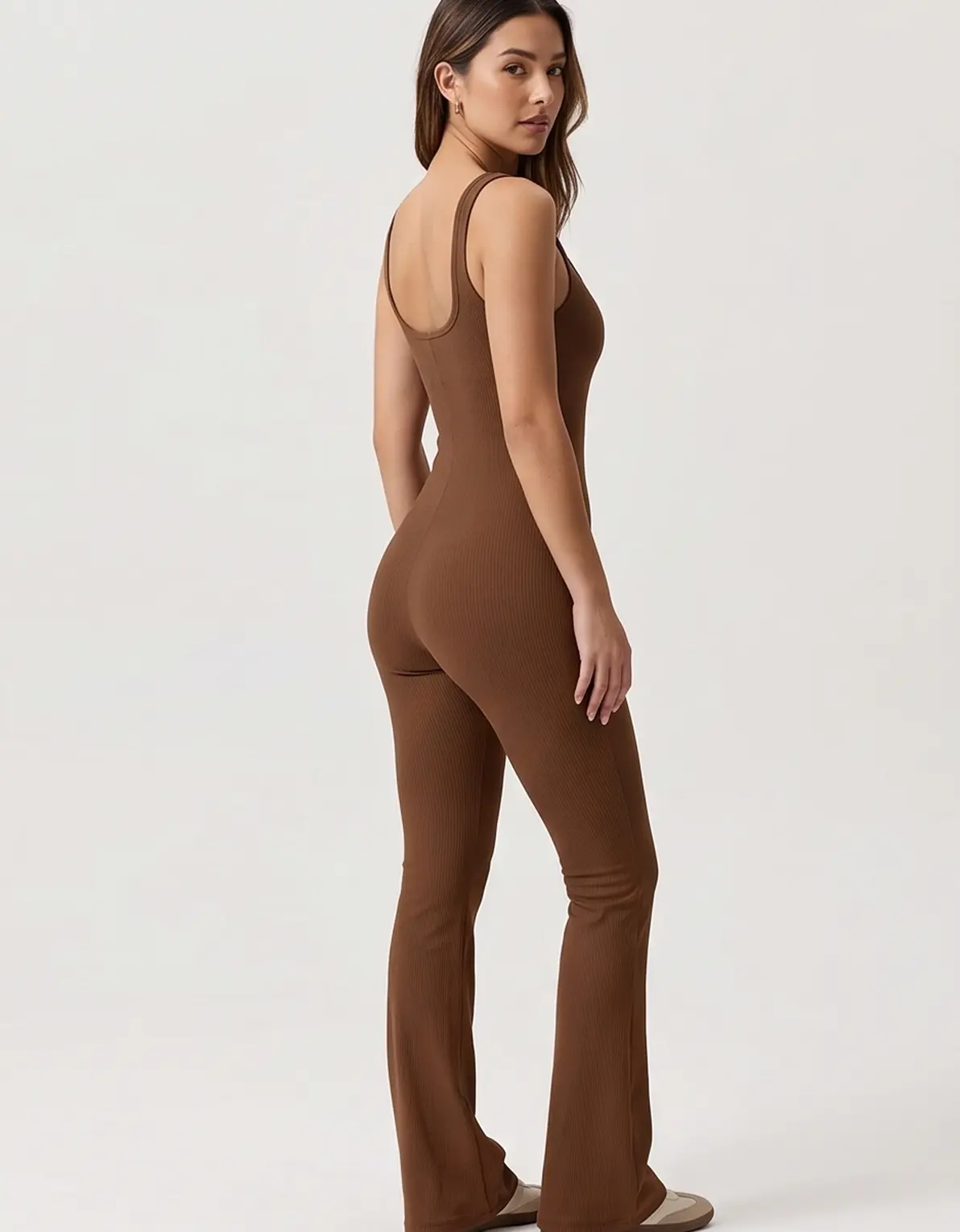 Enterizo bota ancha Sage Marron - Detalle 2 moda deportiva