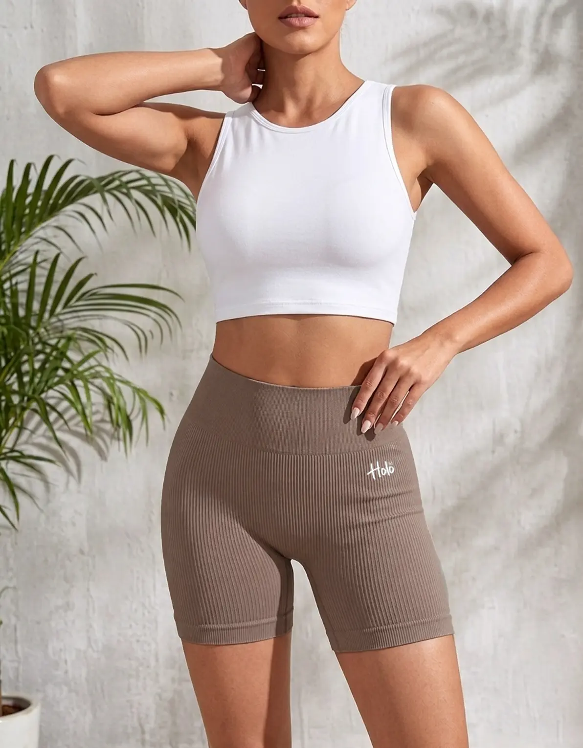 Short Essential Fit glam marron te - Detalle 2 moda deportiva