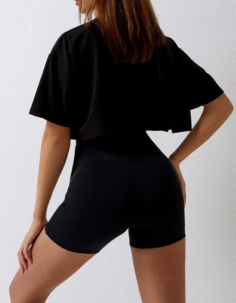 Imagen del producto: Camisa crop oversize negra