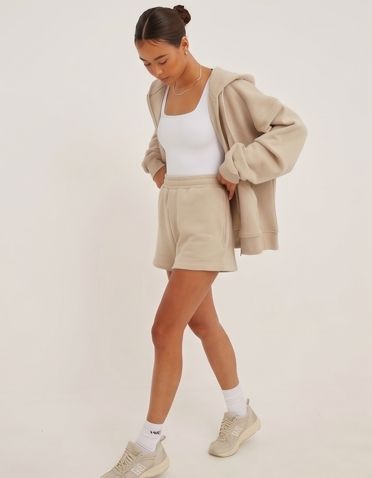 Croptop basic oqq blanco - Detalle 4 moda deportiva