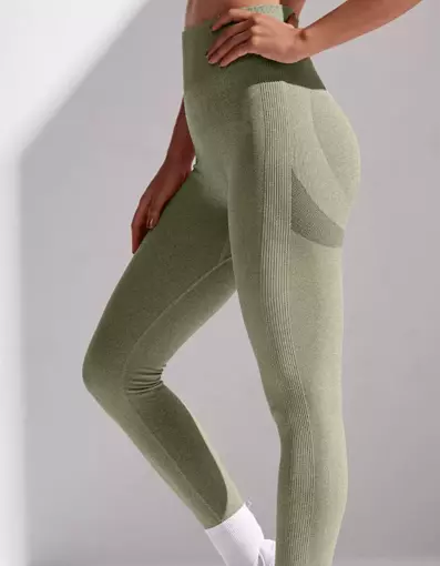 Imagen del producto: Leggins deportivos Essential verde